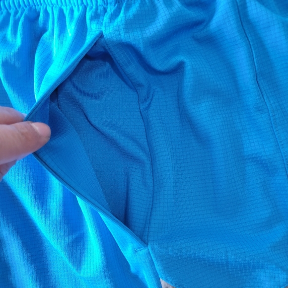 NFL Carolina Panthers Team Apparel TX3 Cool Shorts L EUC - Picture 4 of 10